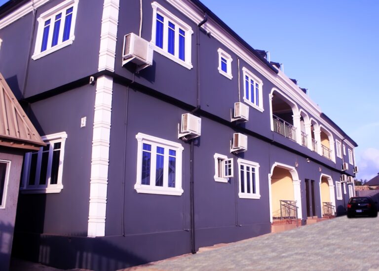 Ginmic Iinteriatopnal Shortlet Apartments Saki